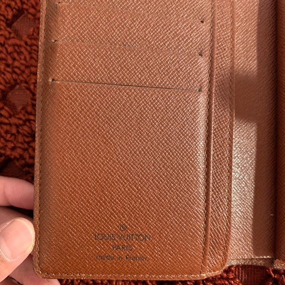 Authentic LV monogram Short coin wallet - Picture 8 of 16